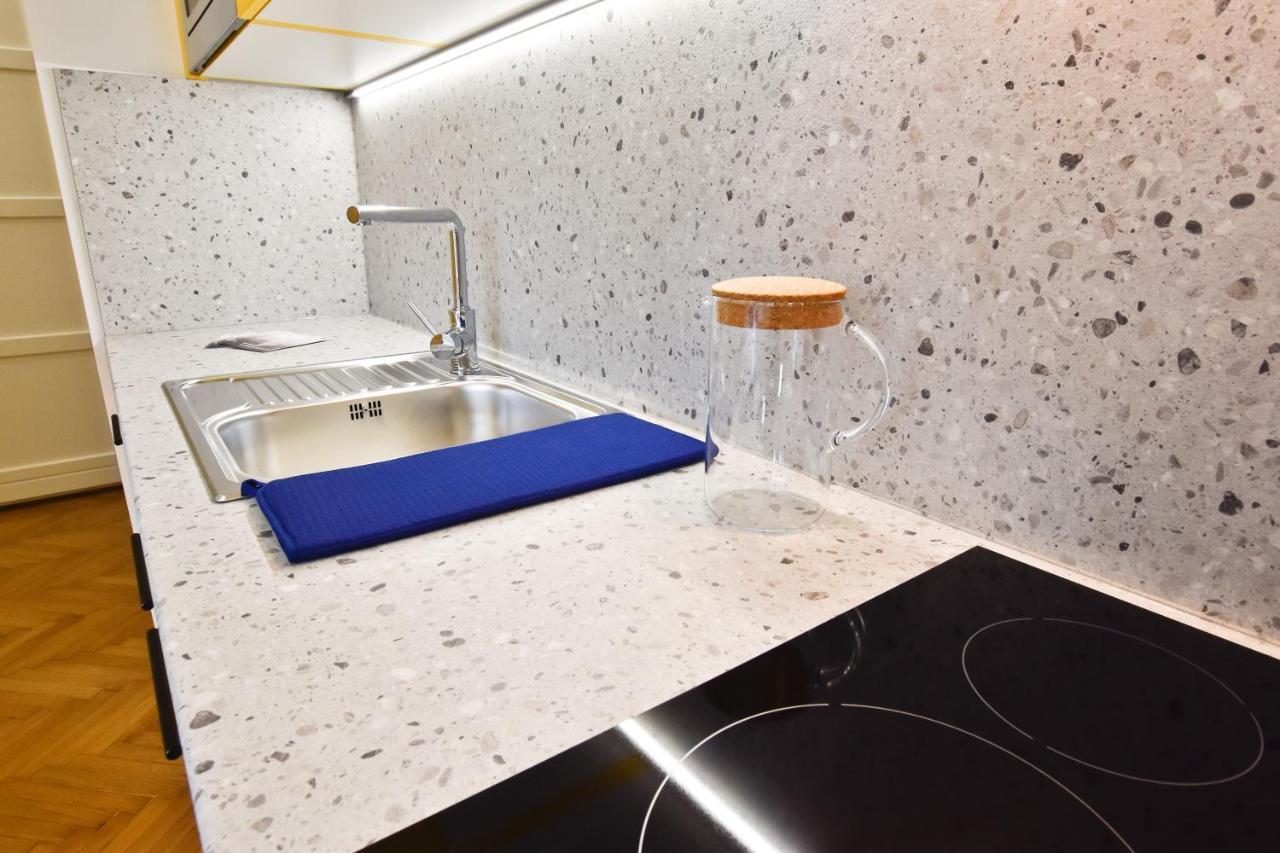 Zachar Apartman Шопрон Экстерьер фото