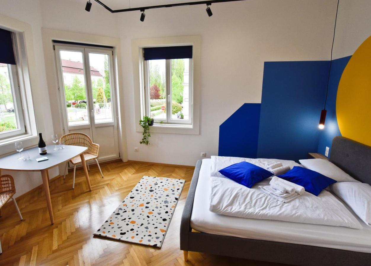 Zachar Apartman Шопрон Экстерьер фото